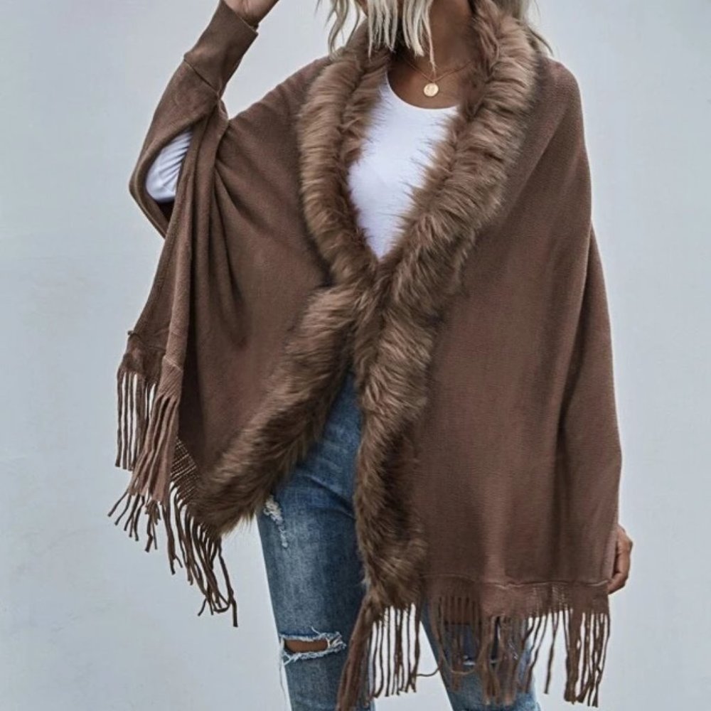 Contrast Fuzzy Batwing Sleeve Fringe Hem Cardigan - Picture 3 of 7